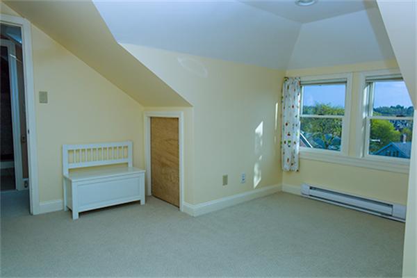 125 York Terrace, Unit 2 Brookline, MA 02446 - Photo 15 of 19