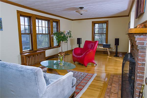 125 York Terrace, Unit 2 Brookline, MA 02446 - Photo 3 of 19