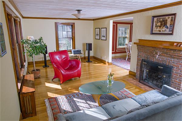 125 York Terrace, Unit 2 Brookline, MA 02446 - Photo 4 of 19