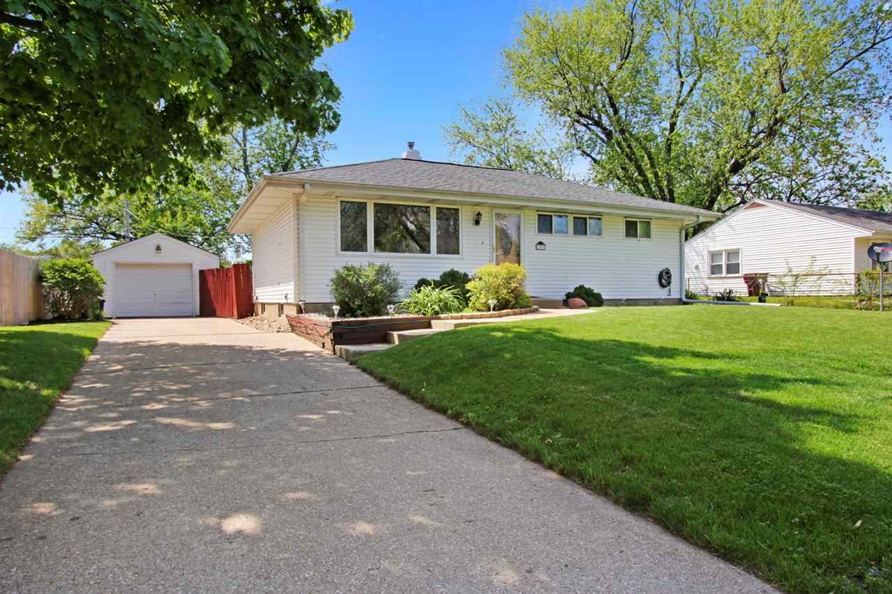 5309 North Ronald Road Peoria, IL 61614 - Photo 1 of 27 Gallery Image 1