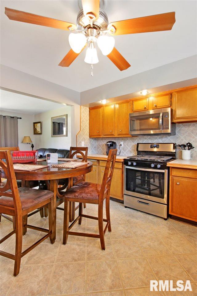 5309 North Ronald Road Peoria, IL 61614 - Photo 11 of 27 Gallery Image 11