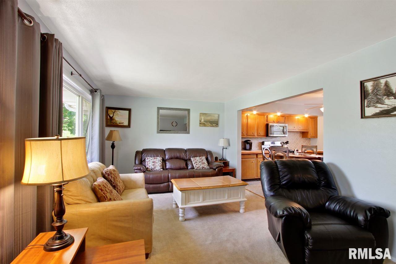 5309 North Ronald Road Peoria, IL 61614 - Photo 7 of 27 Gallery Image 7