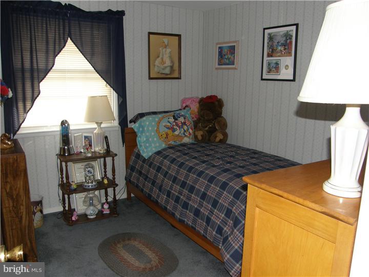 136 Hancock Road Warminster, PA 18974 - Photo 11 of 14 Bedroom 2