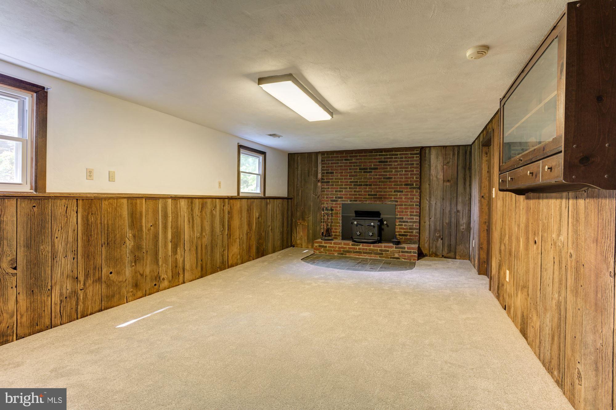 4214 Lower Beckleysville Road Hampstead, MD 21074 - Photo 22 of 36 Family Room