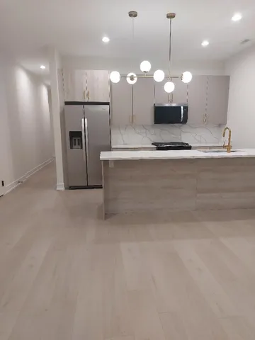 $2,800 | 4625 South Michigan Avenue, Unit 1, Chicago, IL 60653