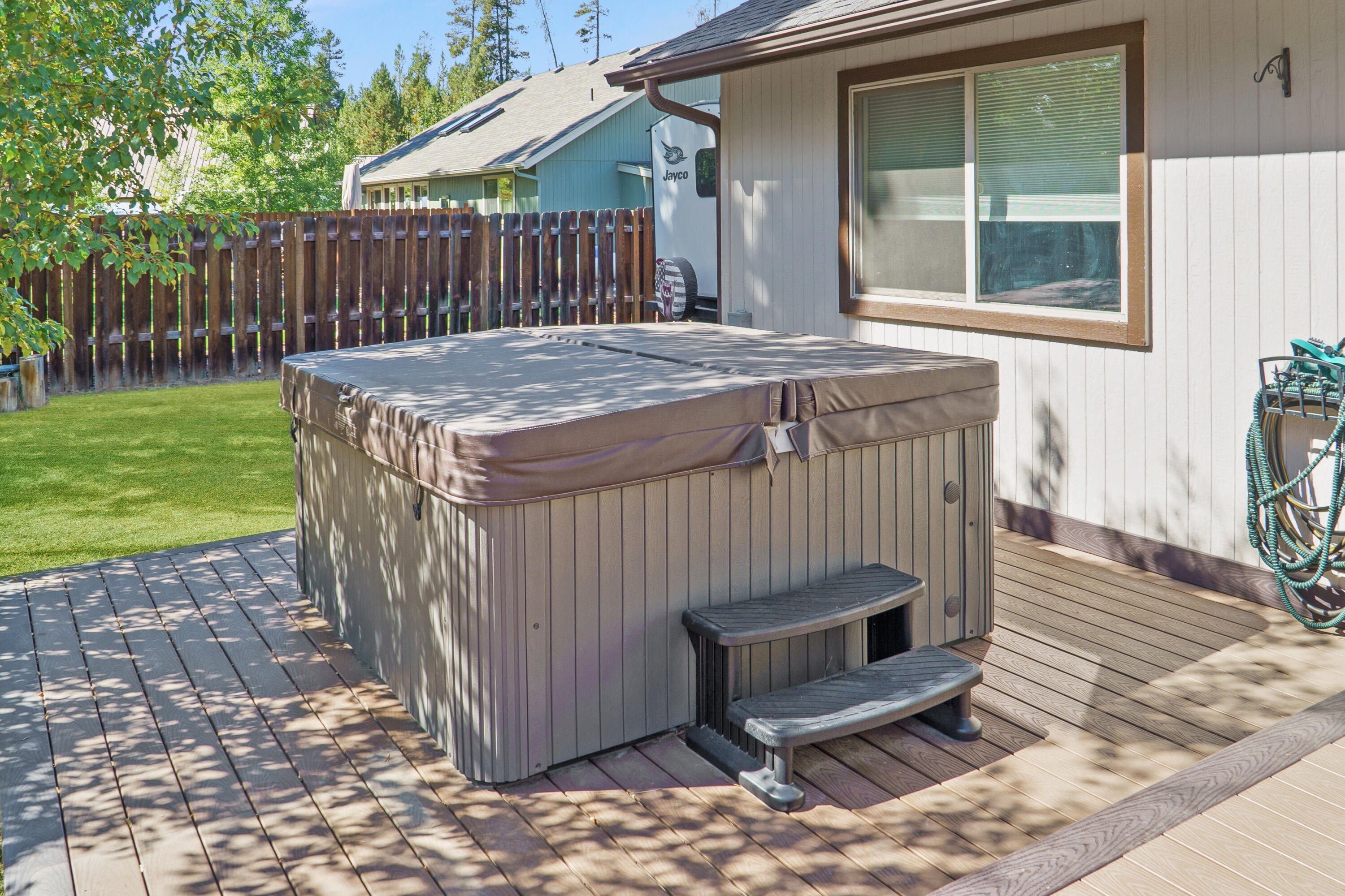 16869 Downey Road Bend, OR 97707 - Photo 8 of 27 hot tub