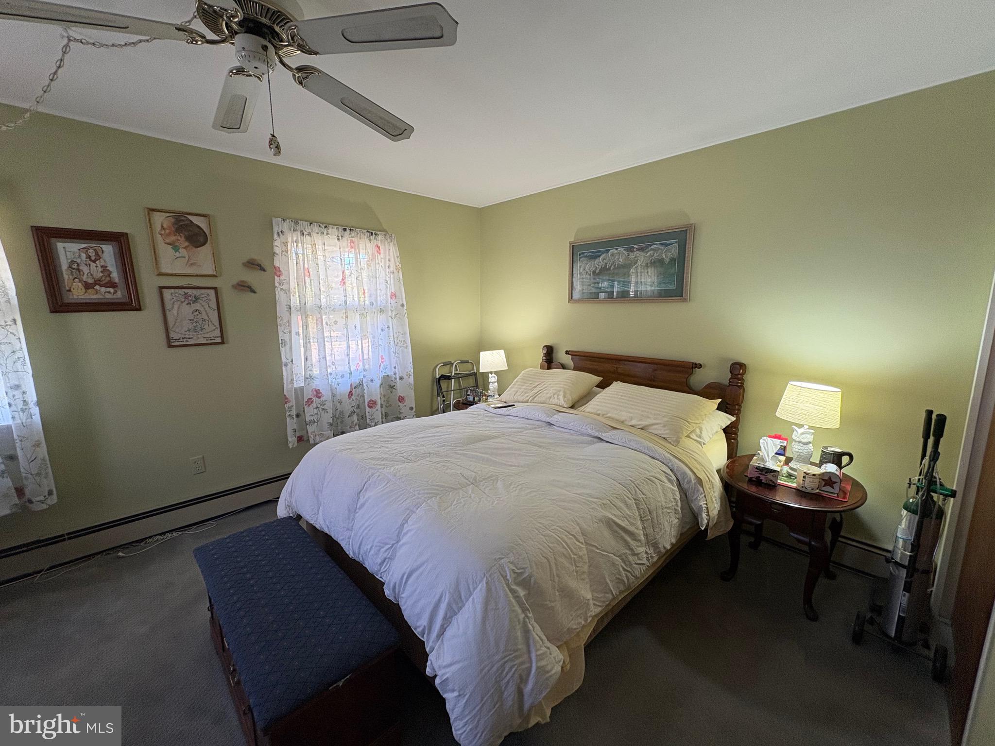 11 Dolphin Road Levittown, PA 19056 - Photo 9 of 26 Gallery Image 9