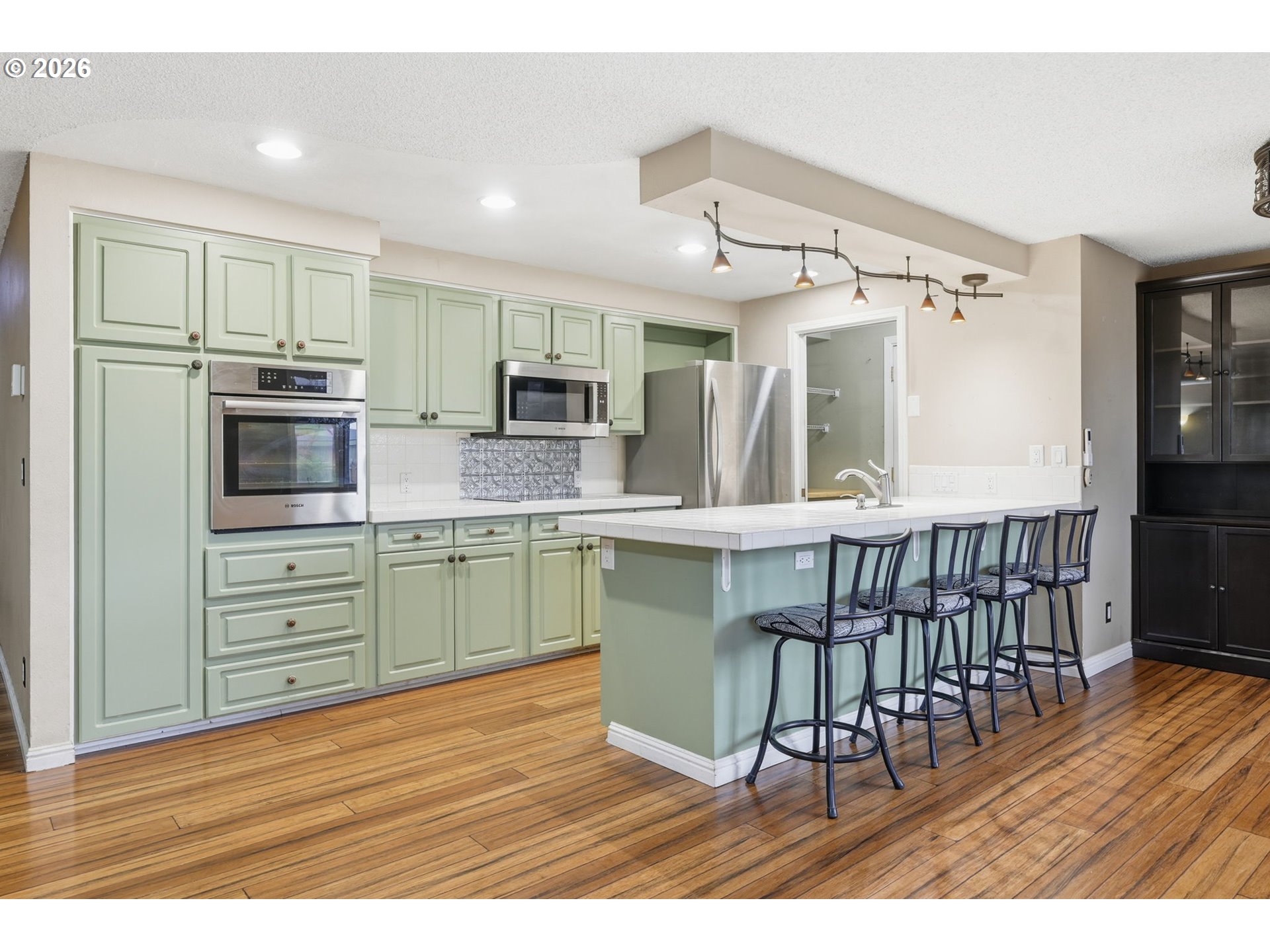 2555 15th Street Springfield, OR 97477 - Photo 10 of 43