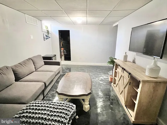 $2,150 | 503 Dorchester Avenue, Reading, PA 19609