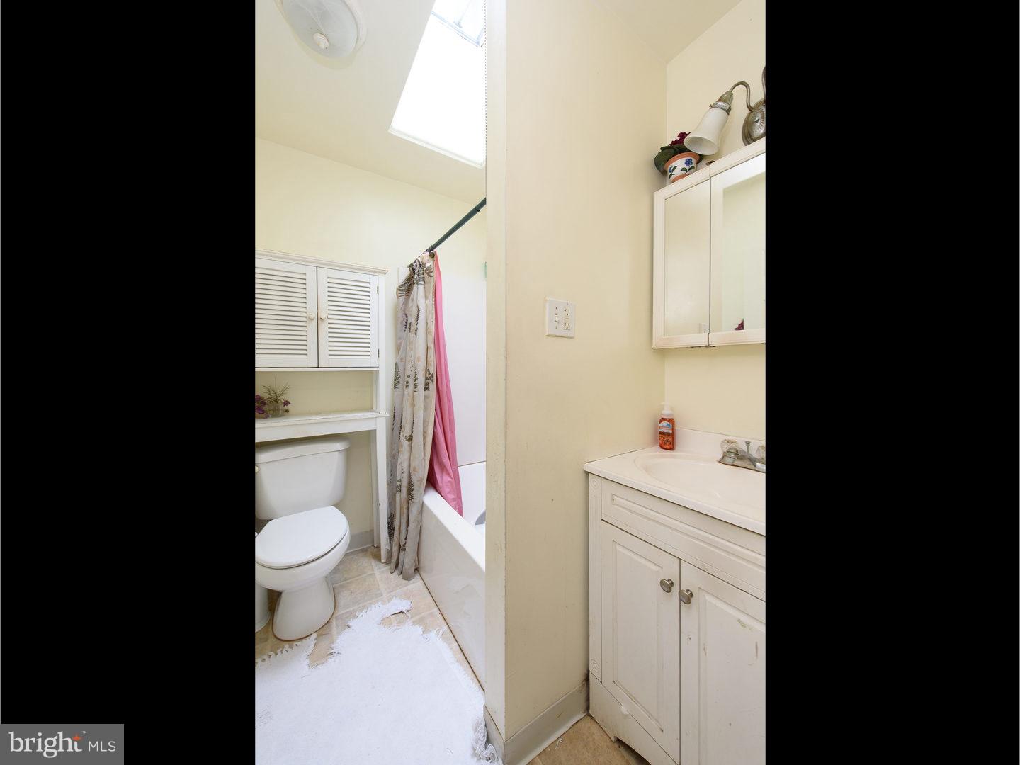421 Timberlake Road Upper Darby, PA 19082 - Photo 14 of 20