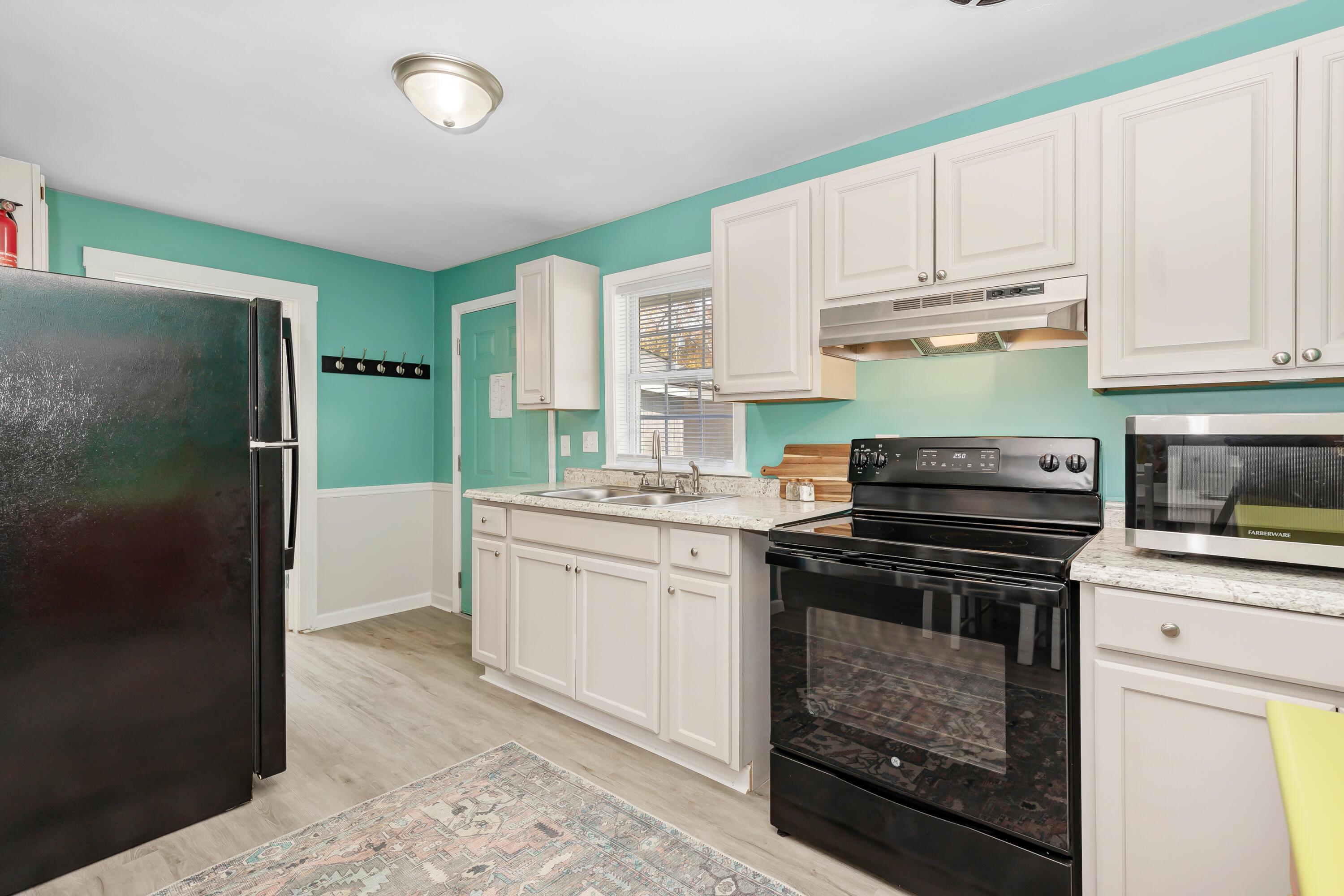 5138 Walnut Road Buckeye Lake, OH 43008 - Photo 16 of 50 16-Kitchen