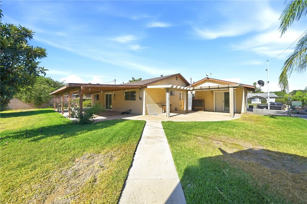 682 South Belden Street Rialto, CA 92376 - Photo 40 of 59