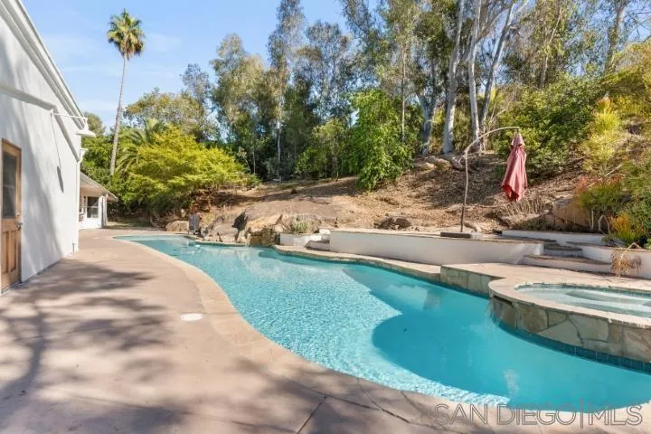 13311 Fallen Leaf Road Poway, CA 92064 - Photo 26 of 30 a view of a backyard of the house