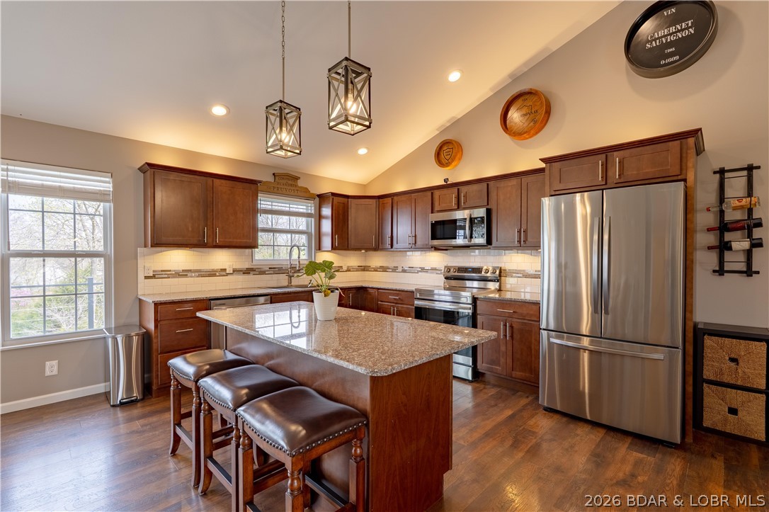 4715 Inlet Lane Osage Beach, MO 65065 - Photo 3 of 50