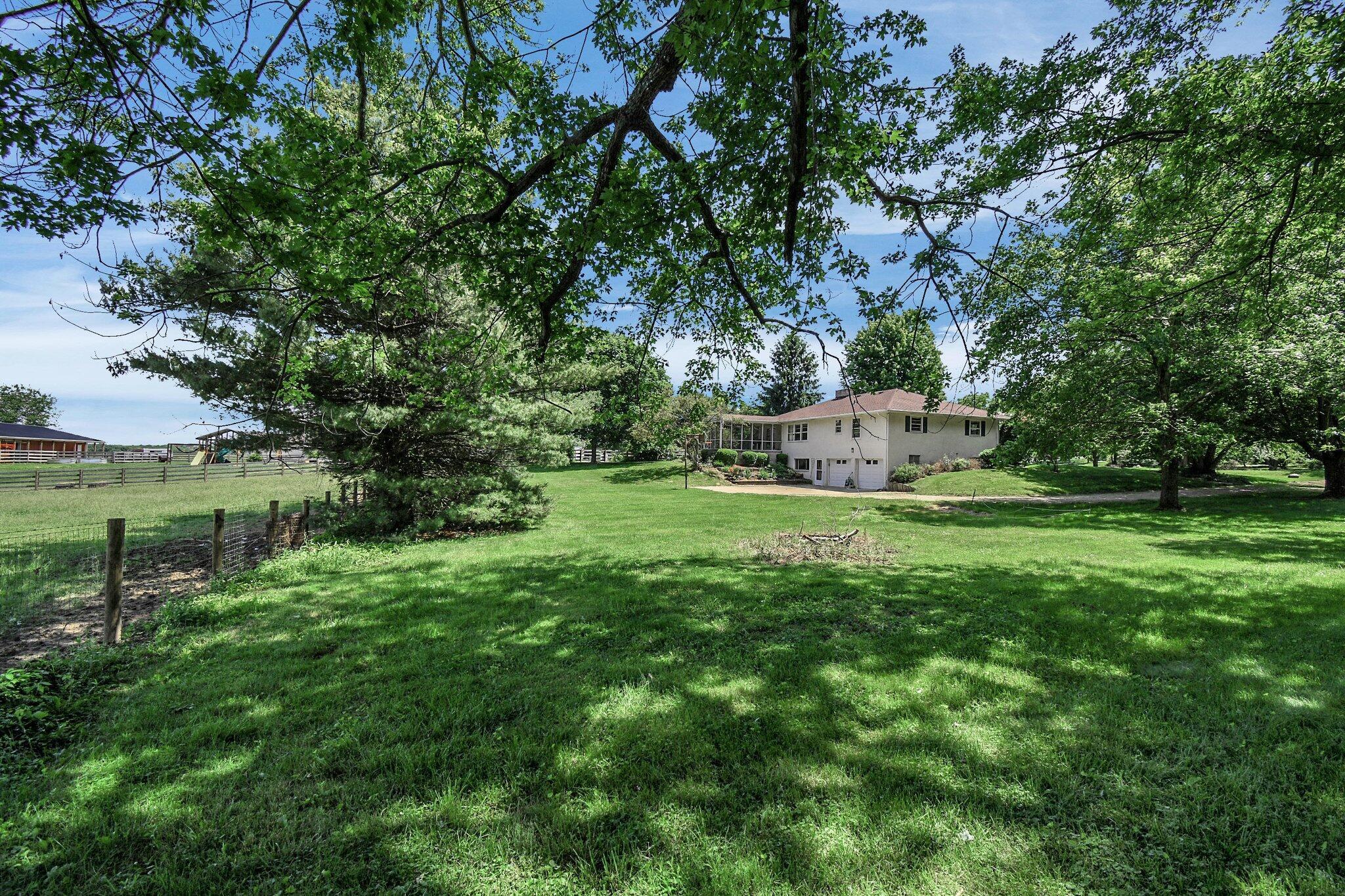 2690 Valley View Road Northeast Lancaster, OH 43130 - Photo 32 of 36 35-web-or-mls-2690-valley-view-rd-ne