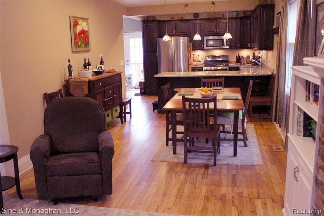 916 Rivard Boulevard Grosse Pointe, MI 48230 - Photo 60 of 73 Rivard_4.jpg
