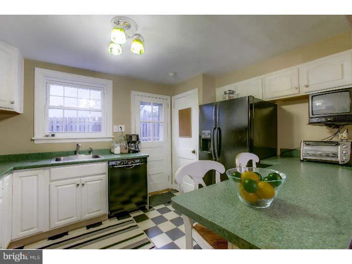 3009 Edmonds Road Lafayette Hill, PA 19444 - Photo 10 of 14 Kitchen