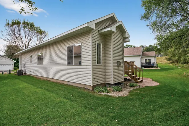 $359,900 | 11149 187th Avenue Northwest, Elk River, MN 55330