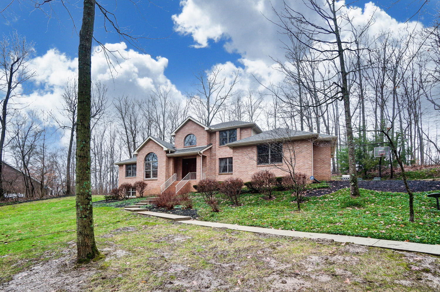 4211 Moss Point Lane Springfield, OH 45504 - Photo 3 of 48