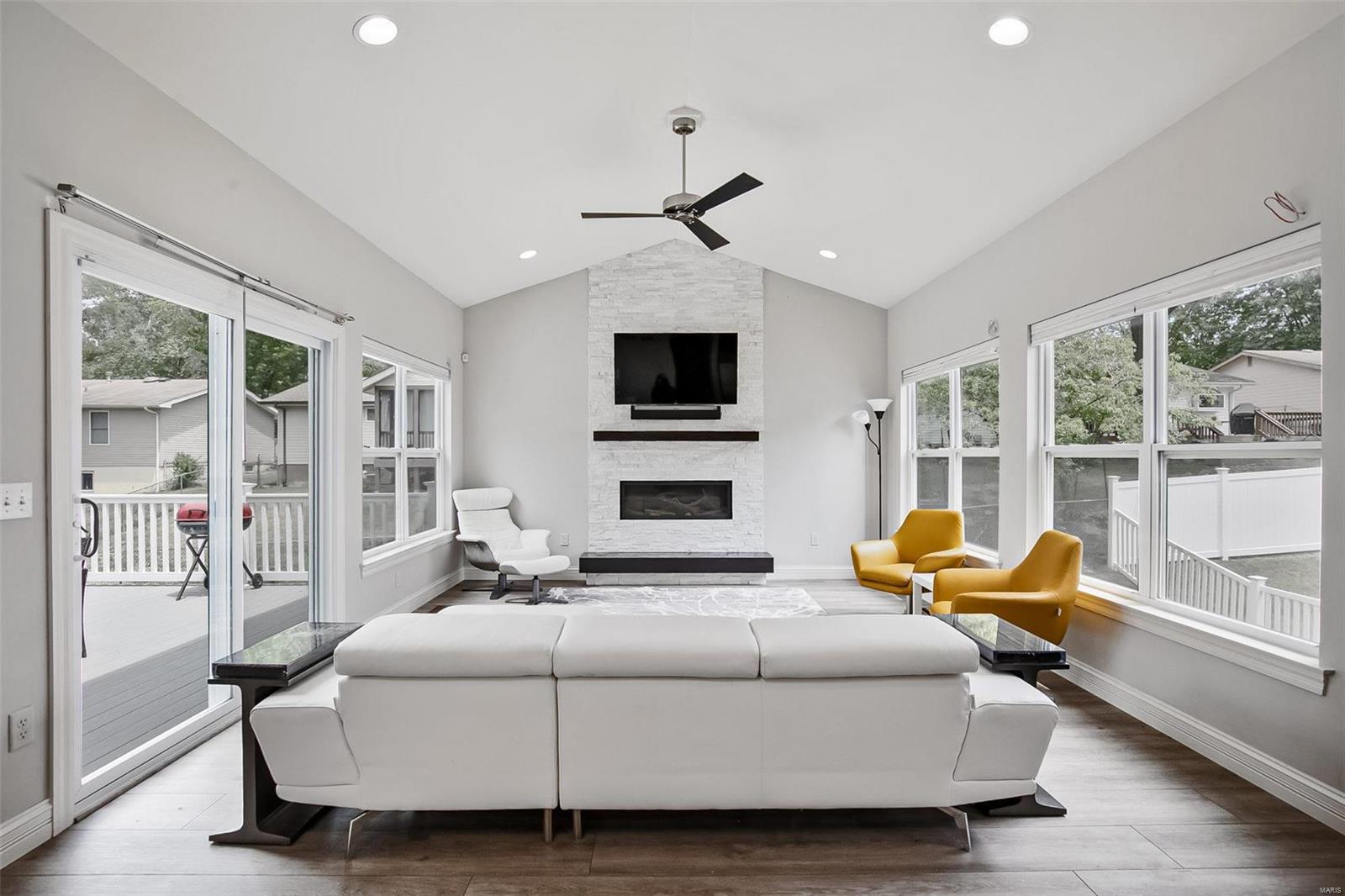 1206 John Ryan Lane Ballwin, MO 63021 - Photo 12 of 43