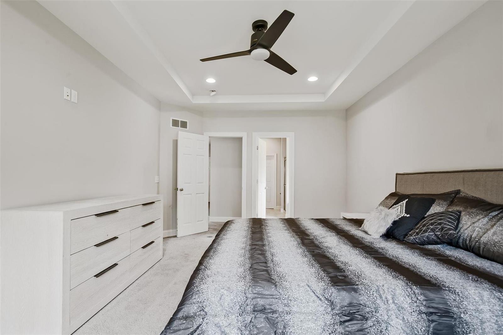 1206 John Ryan Lane Ballwin, MO 63021 - Photo 16 of 43