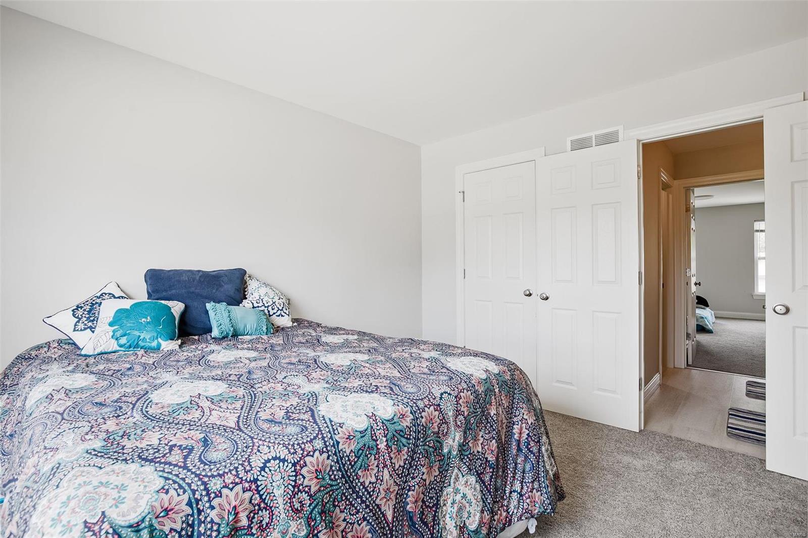 1206 John Ryan Lane Ballwin, MO 63021 - Photo 30 of 43