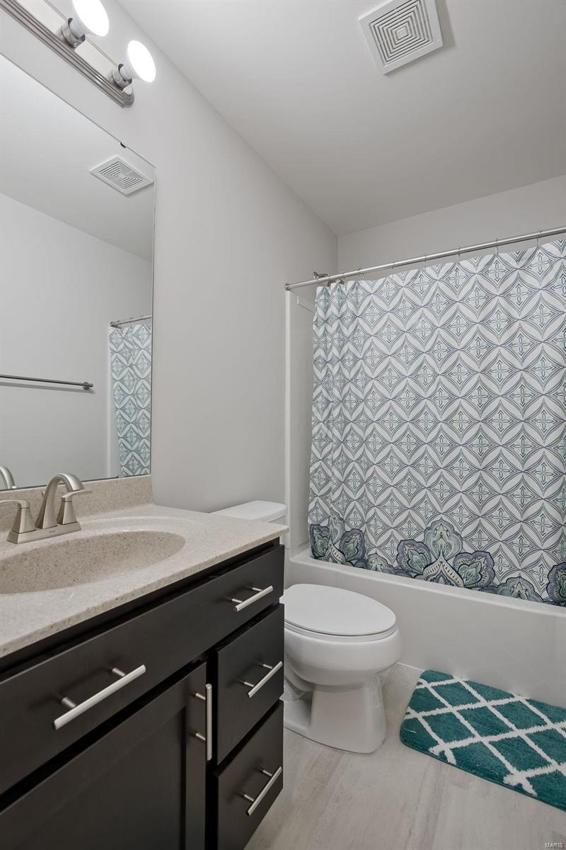 1206 John Ryan Lane Ballwin, MO 63021 - Photo 31 of 43