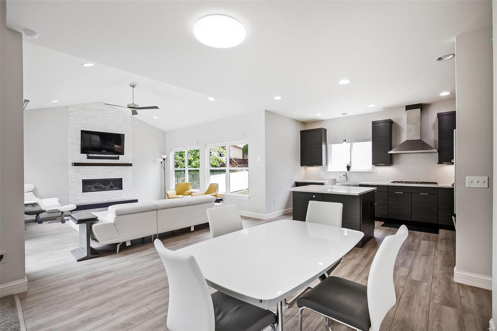 1206 John Ryan Lane Ballwin, MO 63021 - Photo 9 of 43