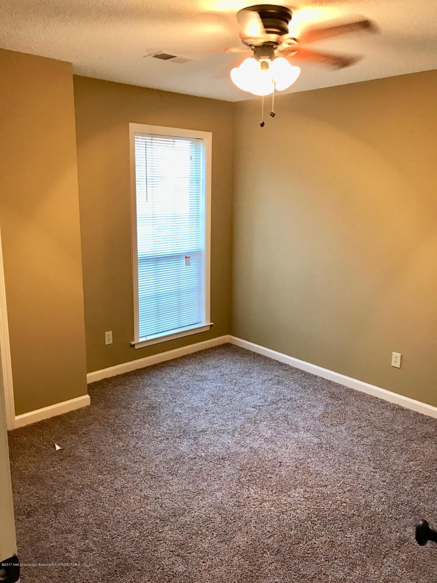 7654 Meadow Ridge Lane Olive Branch, MS 38654 - Photo 16 of 20 Add'l Bed Room