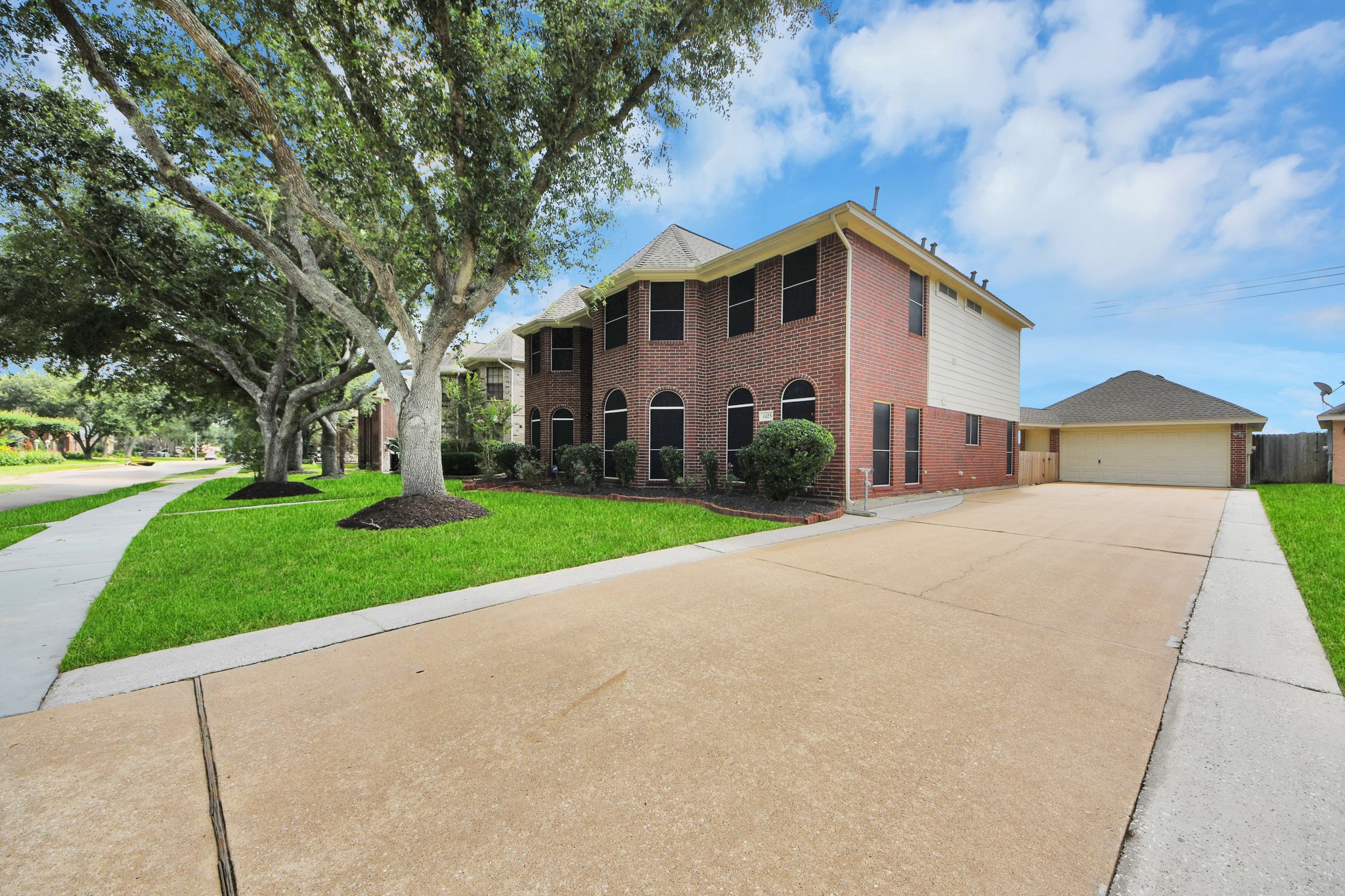 4423 Tree Line Drive Pasadena, TX 77505 - Photo 5 of 50