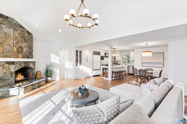 $2,450,000 | 86 Maple Avenue South, Westport, CT 06880