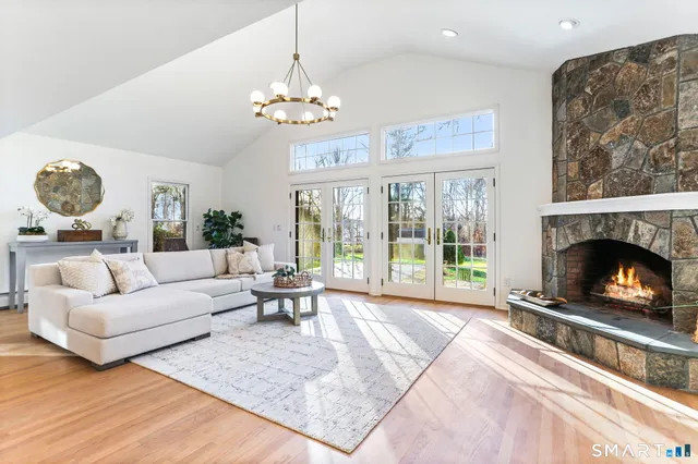 $2,450,000 | 86 Maple Avenue South, Westport, CT 06880