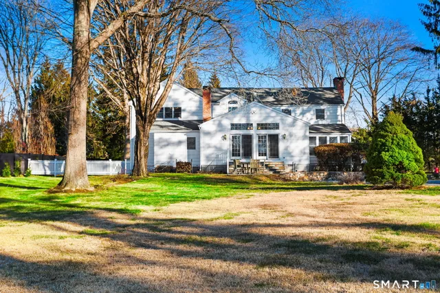 $2,450,000 | 86 Maple Avenue South, Westport, CT 06880