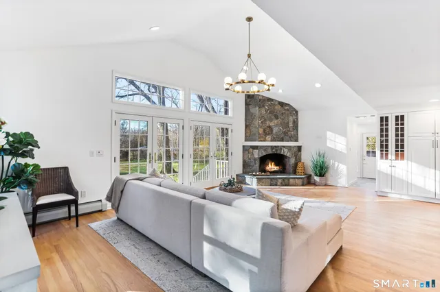 $2,450,000 | 86 Maple Avenue South, Westport, CT 06880