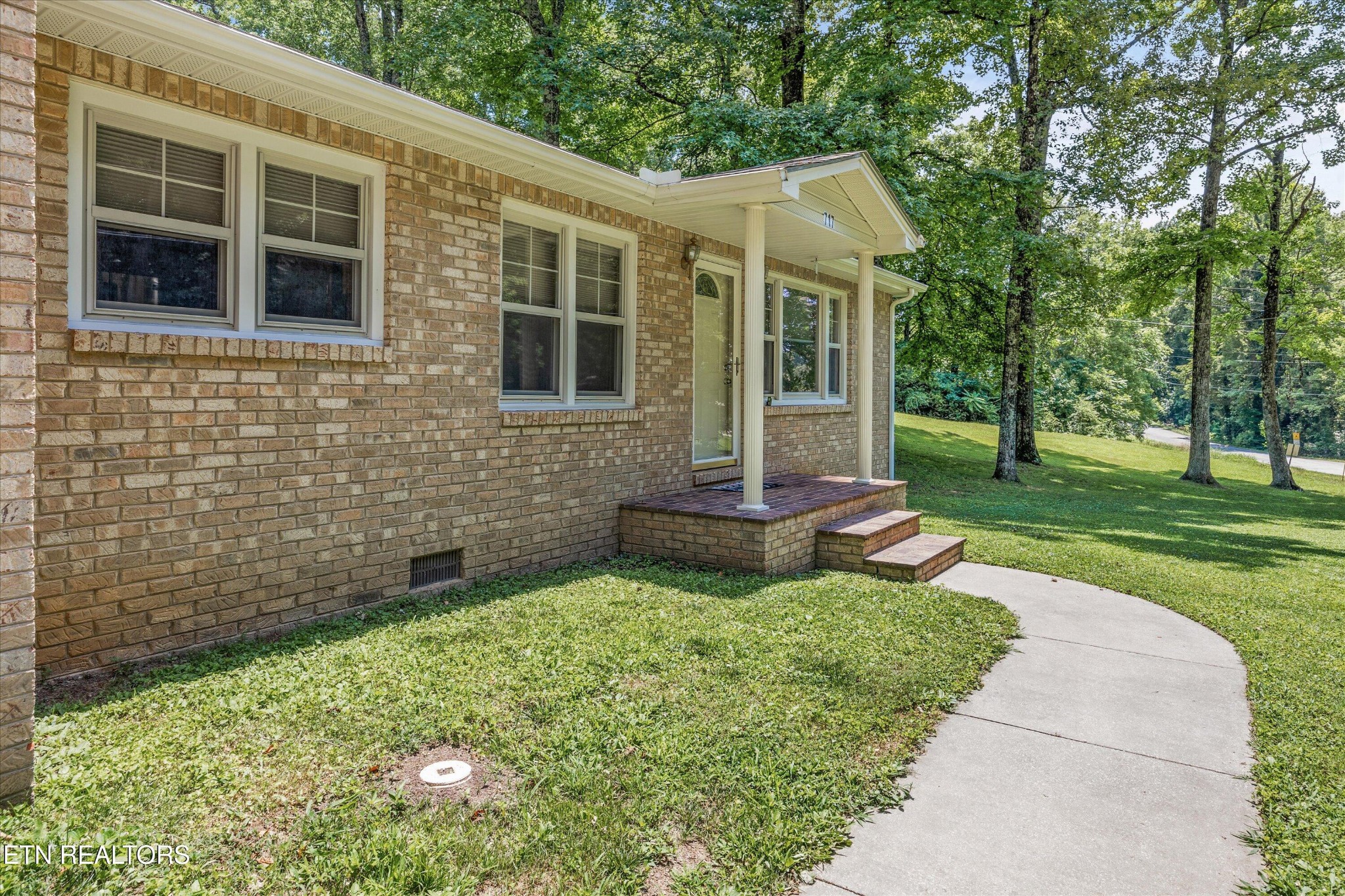 717 Renfro Road Harriman, TN 37748 - Photo 5 of 43 Gallery Image 5