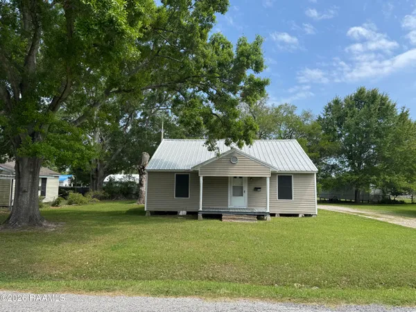 $96,900 | 502 Karen Drive, Rayne, LA 70578