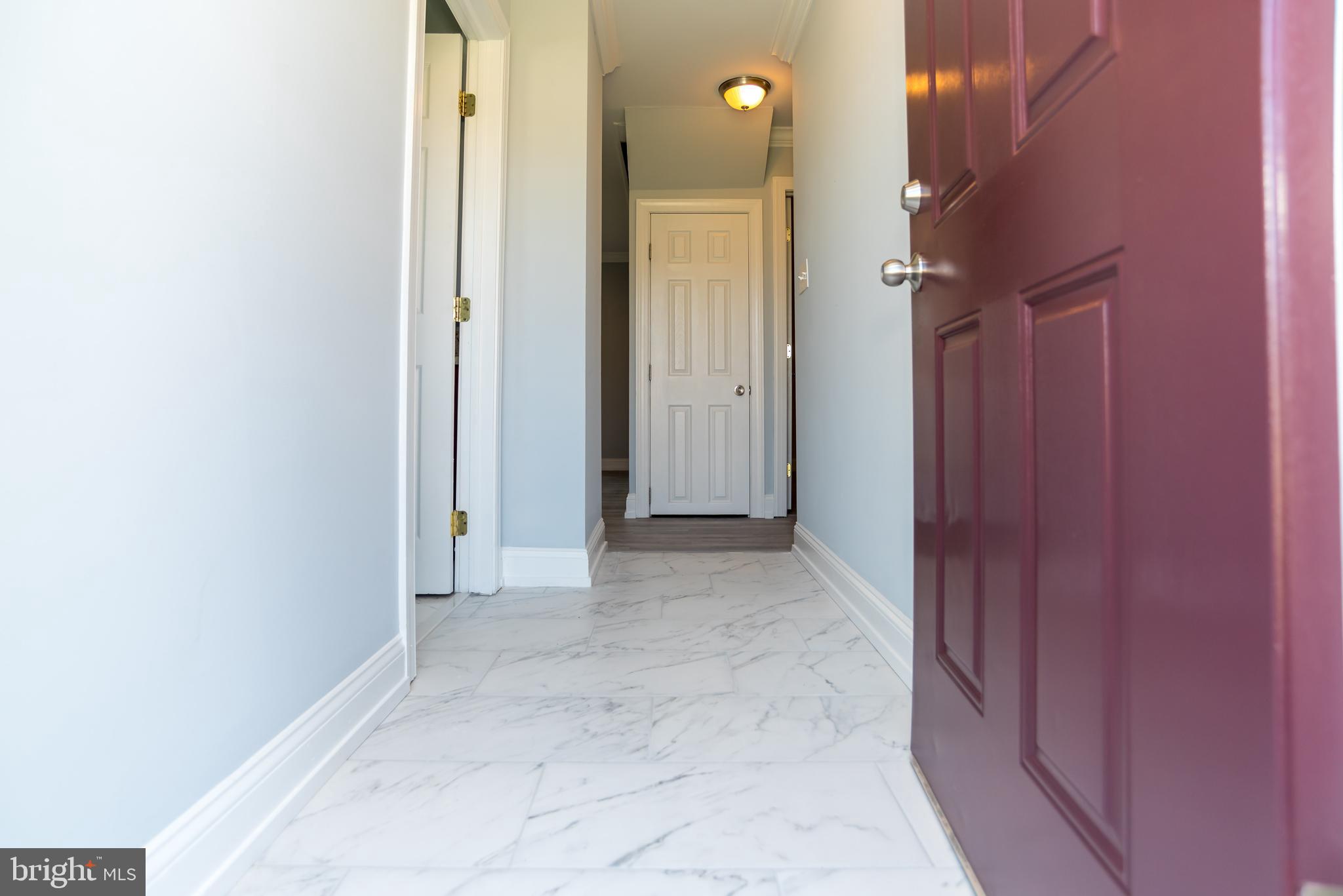 24 Greenbriar Road Levittown, PA 19057 - Photo 3 of 42