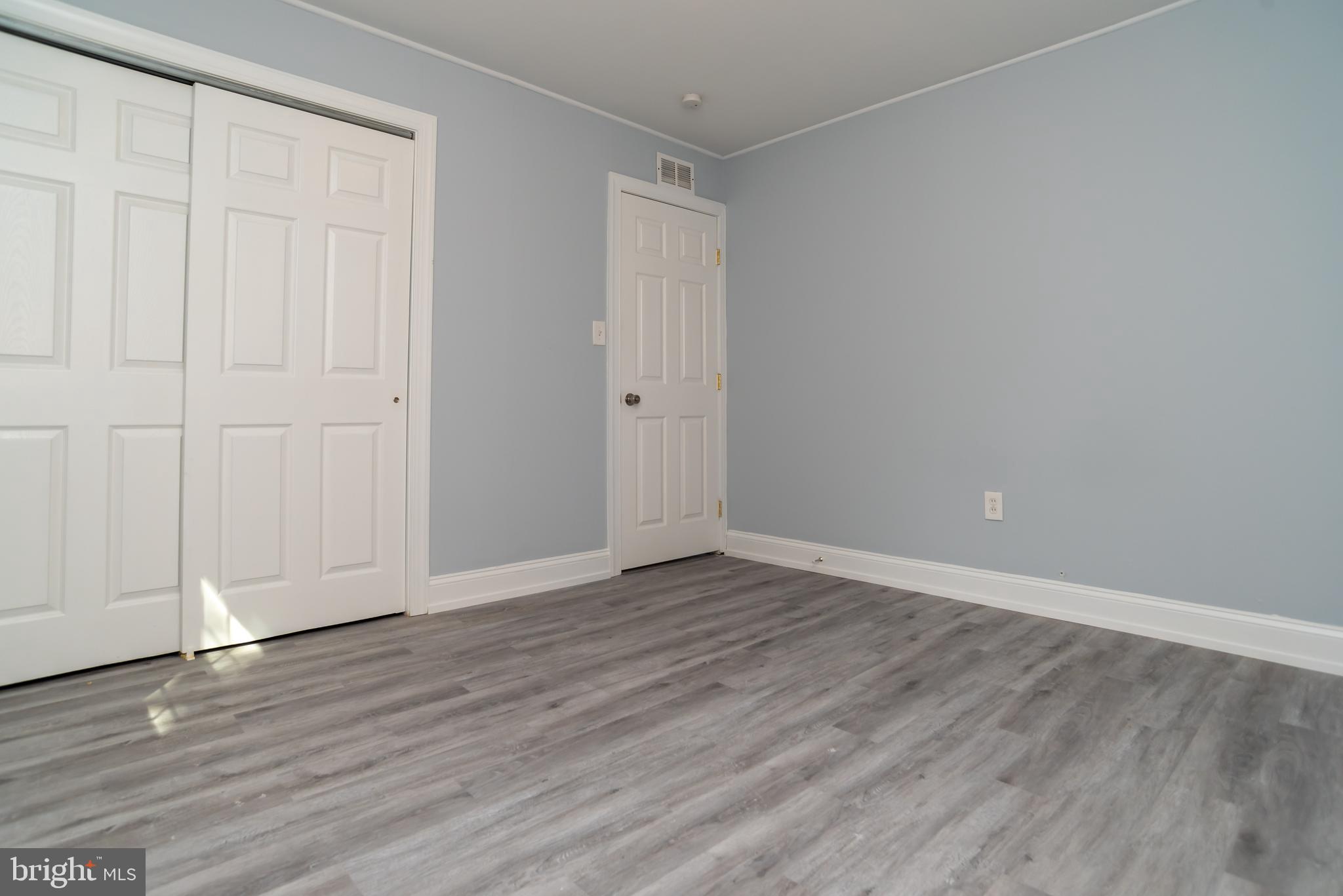 24 Greenbriar Road Levittown, PA 19057 - Photo 26 of 42