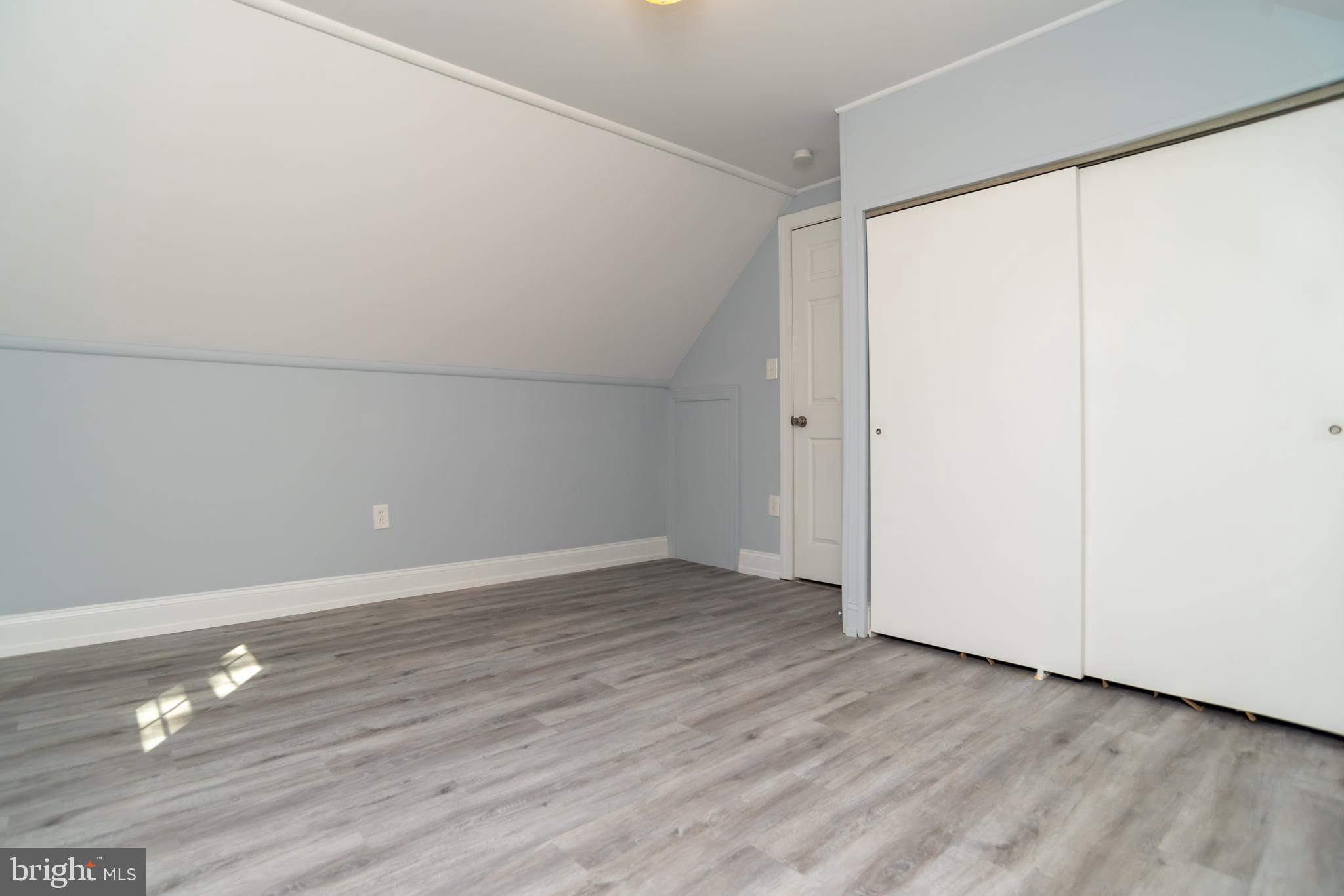 24 Greenbriar Road Levittown, PA 19057 - Photo 30 of 42