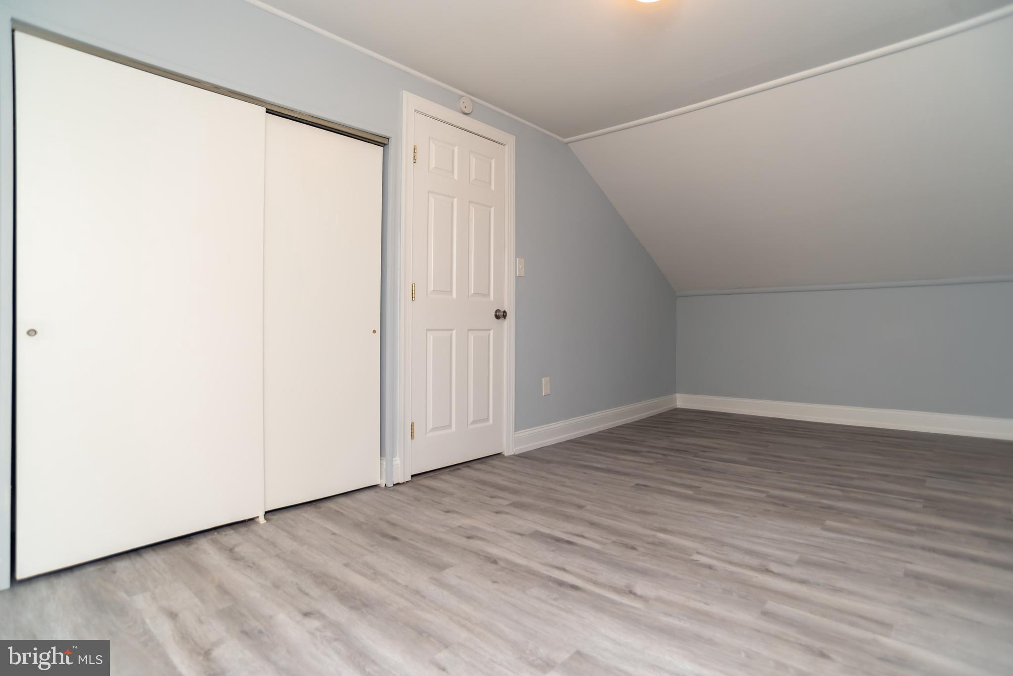 24 Greenbriar Road Levittown, PA 19057 - Photo 38 of 42