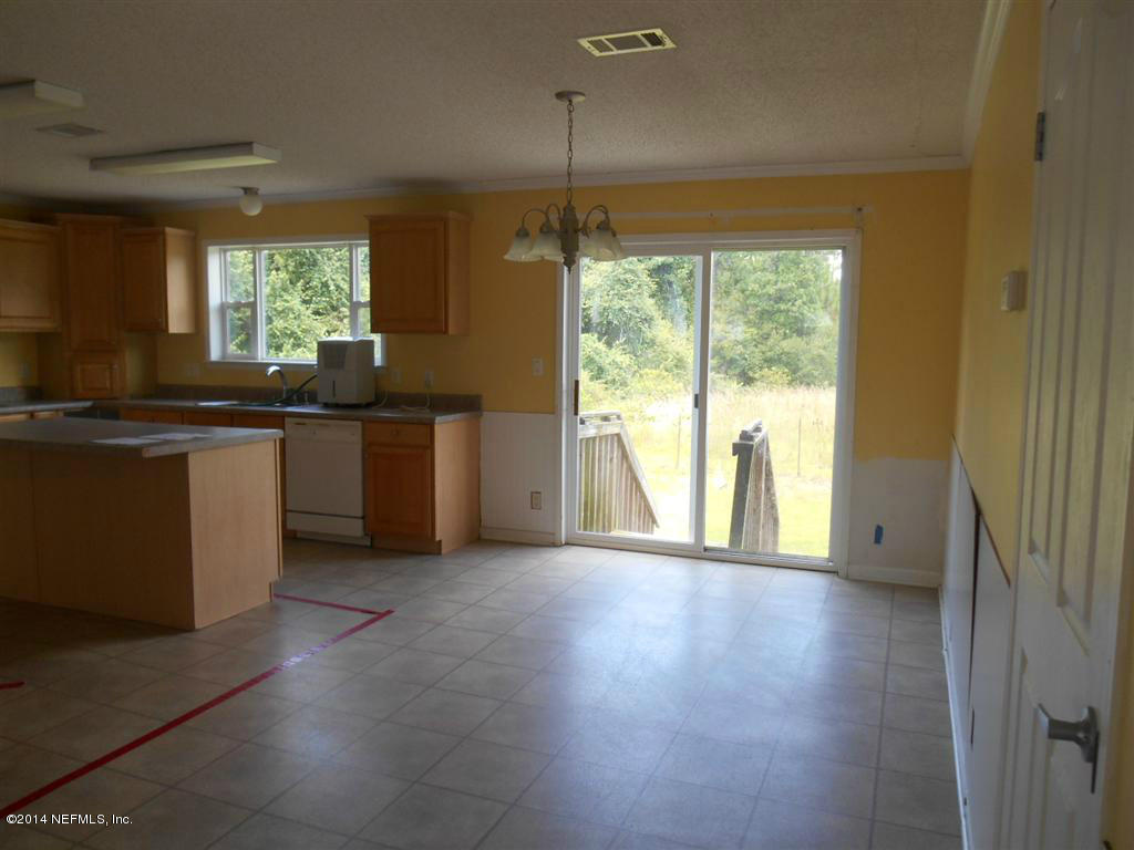 11704 Cow Pen Road Sanderson, FL 32087 - Photo 4 of 13 Dining Area
