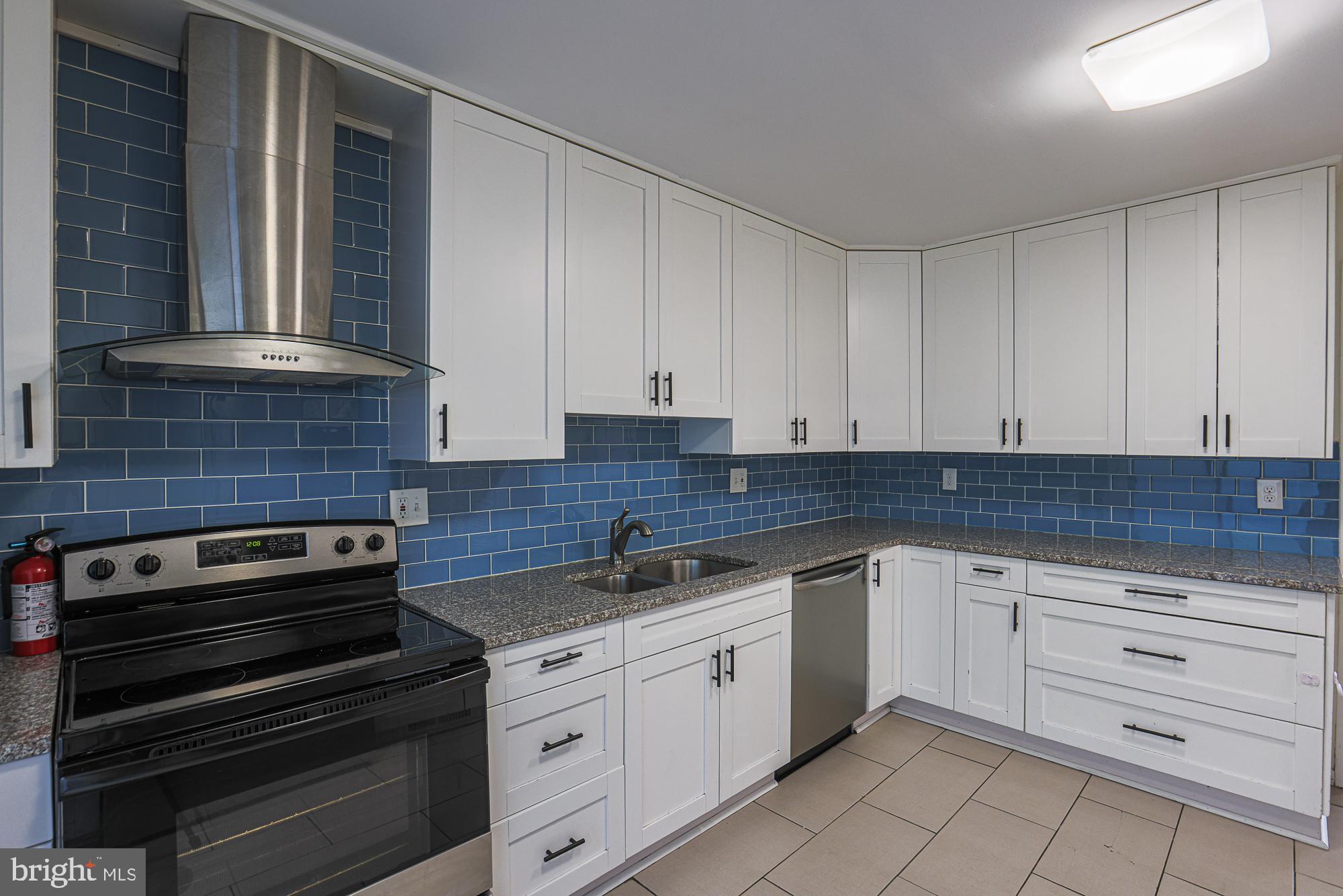 2804 Baneberry Court Baltimore, MD 21209 - Photo 16 of 57