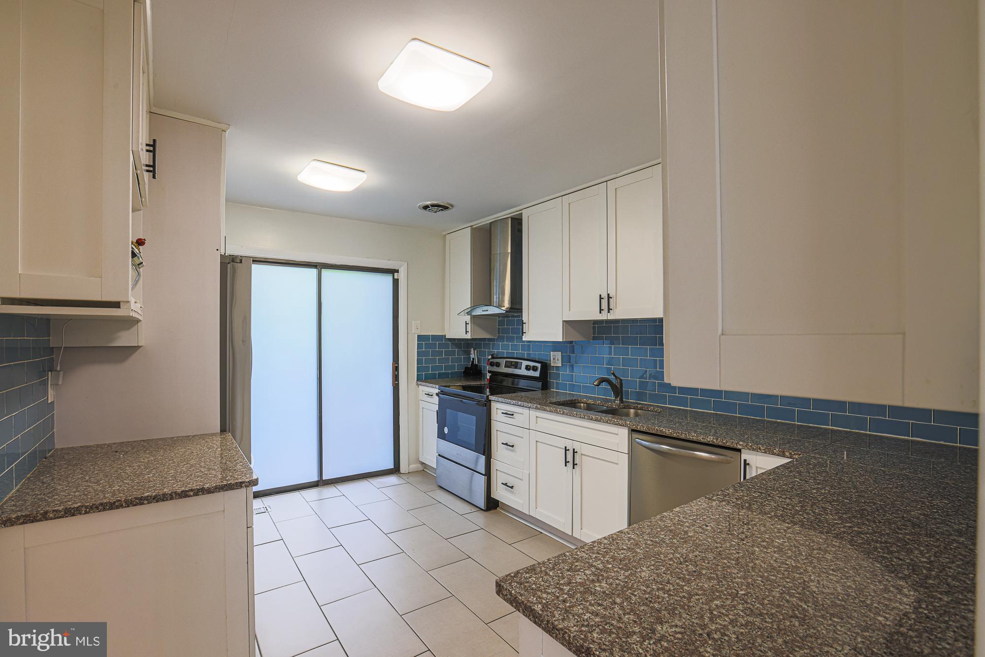 2804 Baneberry Court Baltimore, MD 21209 - Photo 17 of 57