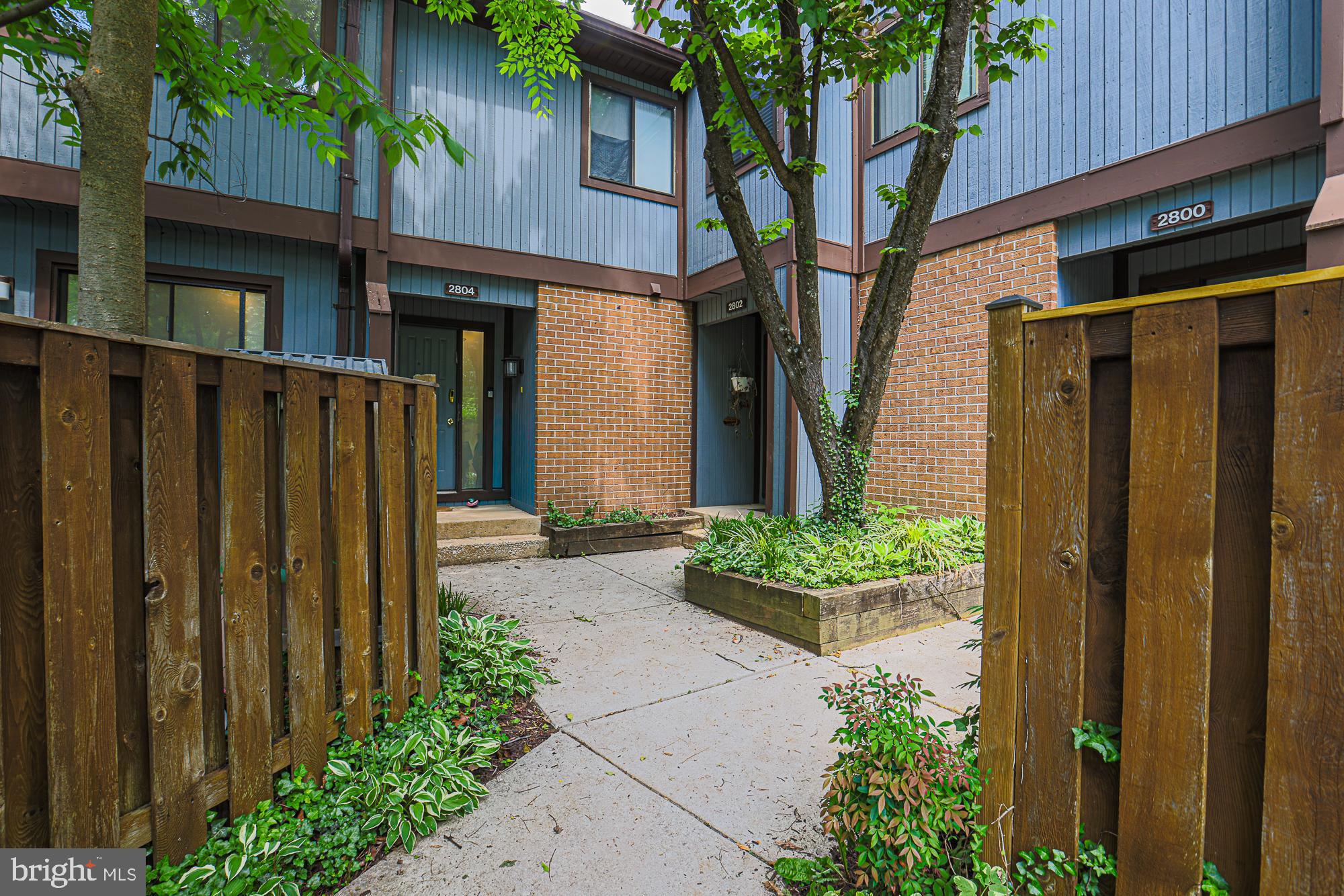 2804 Baneberry Court Baltimore, MD 21209 - Photo 6 of 57