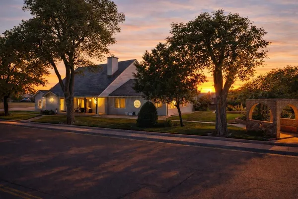 $449,900 | 620 North Main Street, Stratford, TX 79084