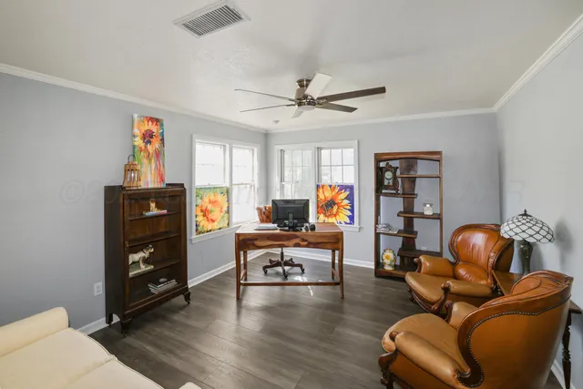 $449,900 | 620 North Main Street, Stratford, TX 79084