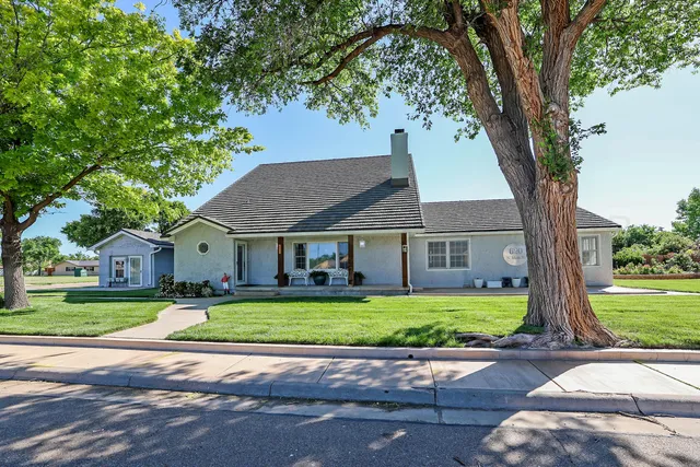 $449,900 | 620 North Main Street, Stratford, TX 79084