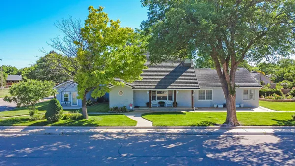 $449,900 | 620 North Main Street, Stratford, TX 79084