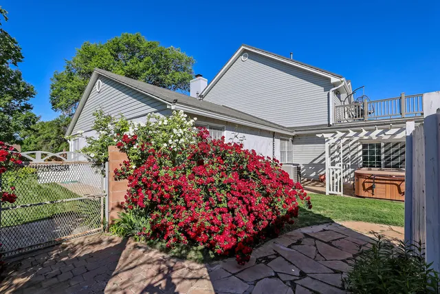 $449,900 | 620 North Main Street, Stratford, TX 79084