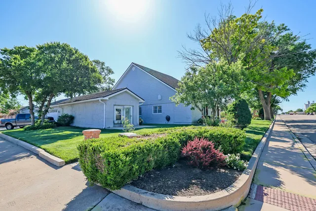 $449,900 | 620 North Main Street, Stratford, TX 79084